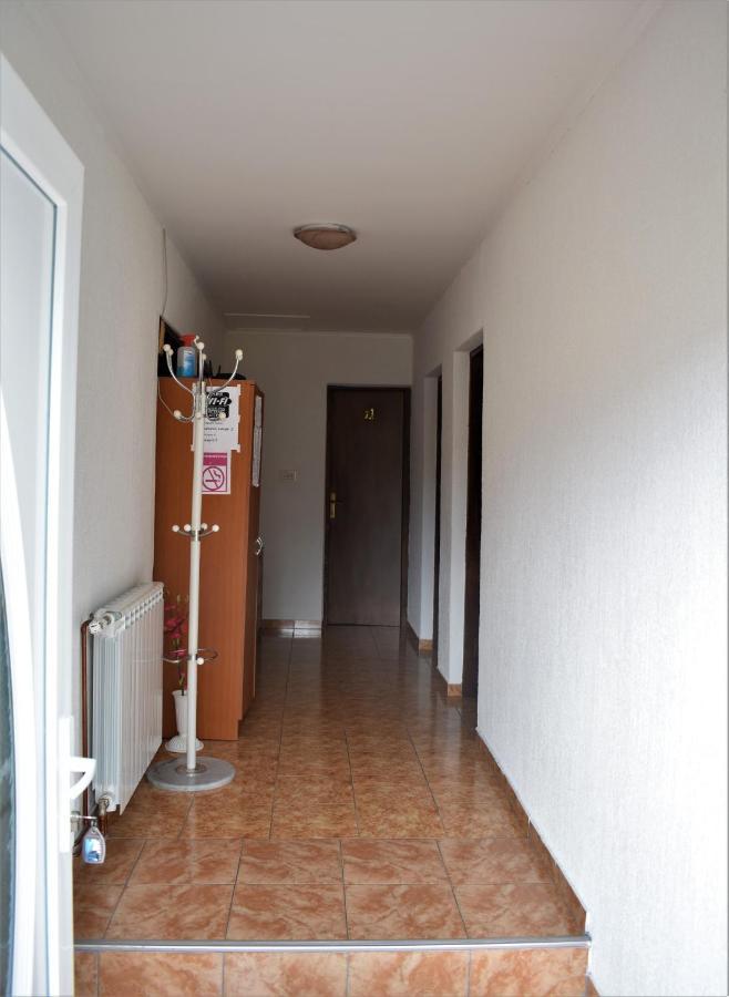 Apartments Sabljak Раковица Екстериор снимка