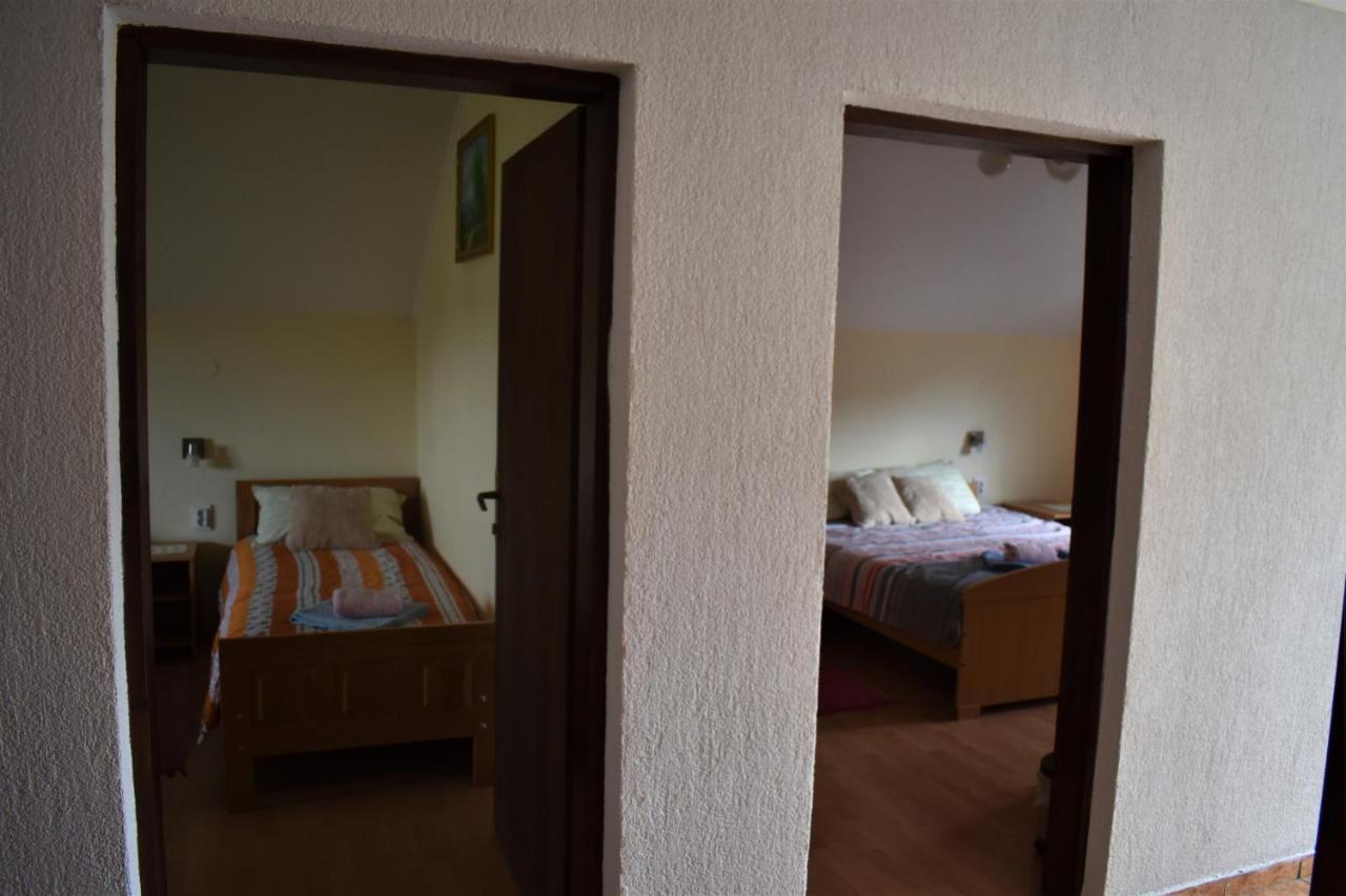 Apartments Sabljak Раковица Екстериор снимка