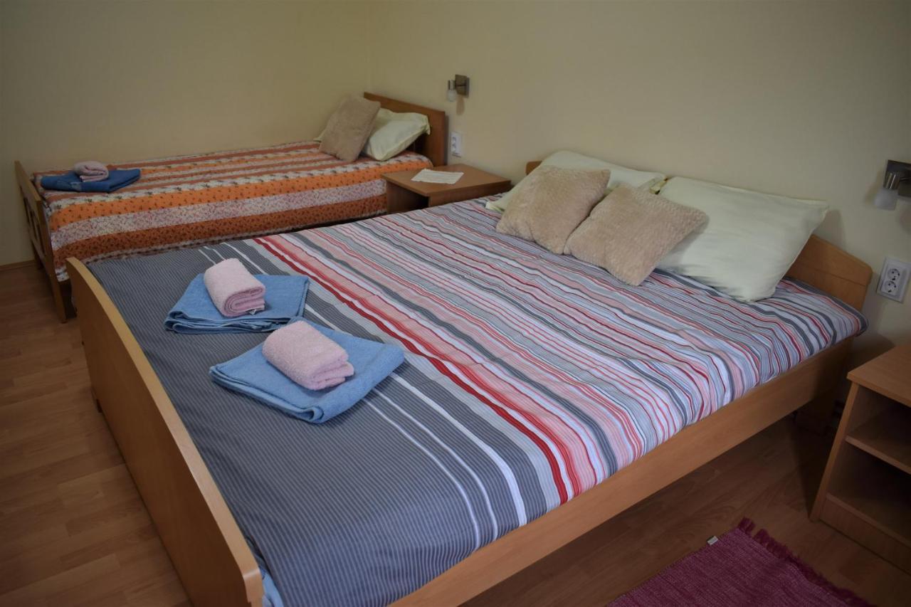 Apartments Sabljak Раковица Екстериор снимка