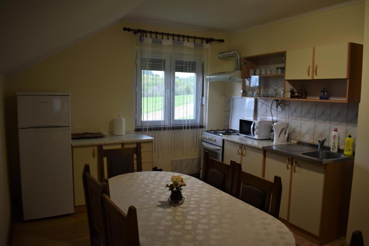 Apartments Sabljak Раковица Екстериор снимка