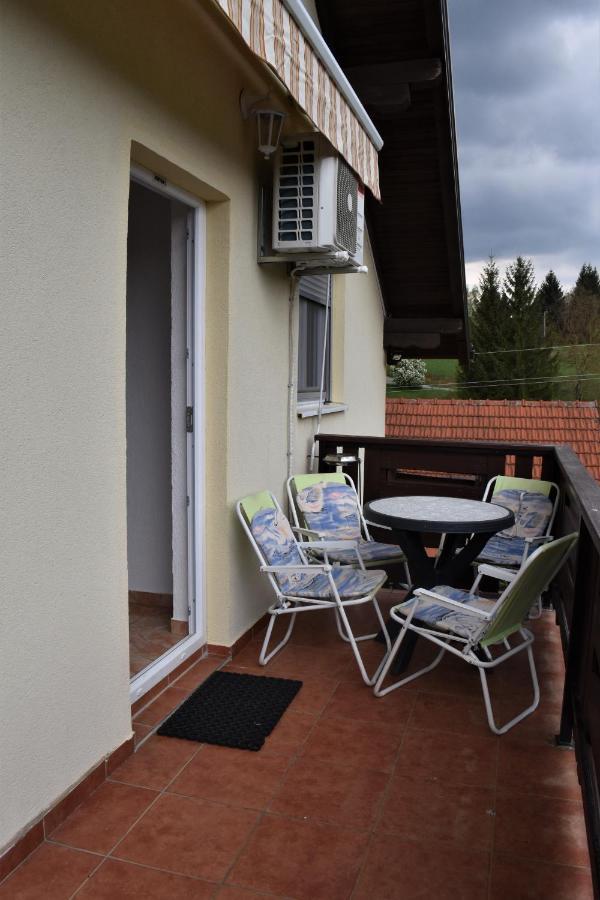 Apartments Sabljak Раковица Екстериор снимка