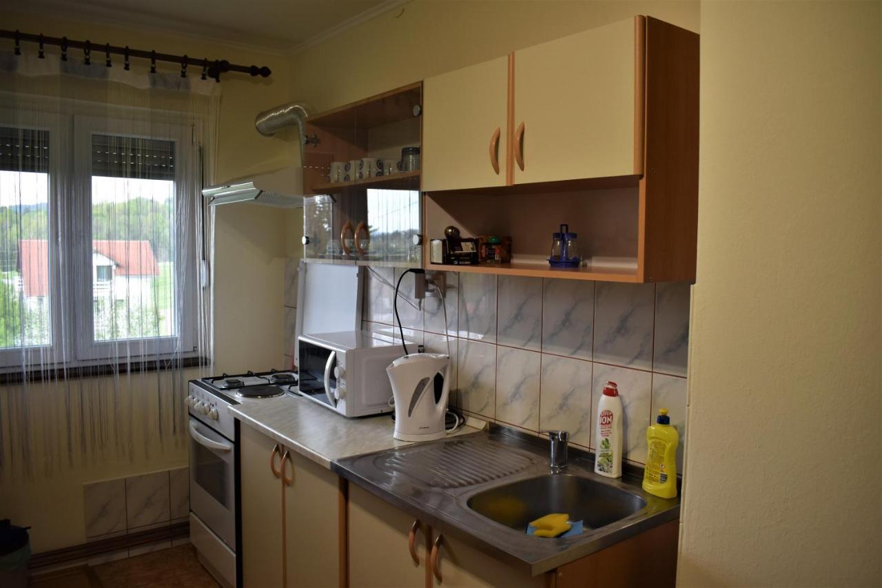 Apartments Sabljak Раковица Екстериор снимка