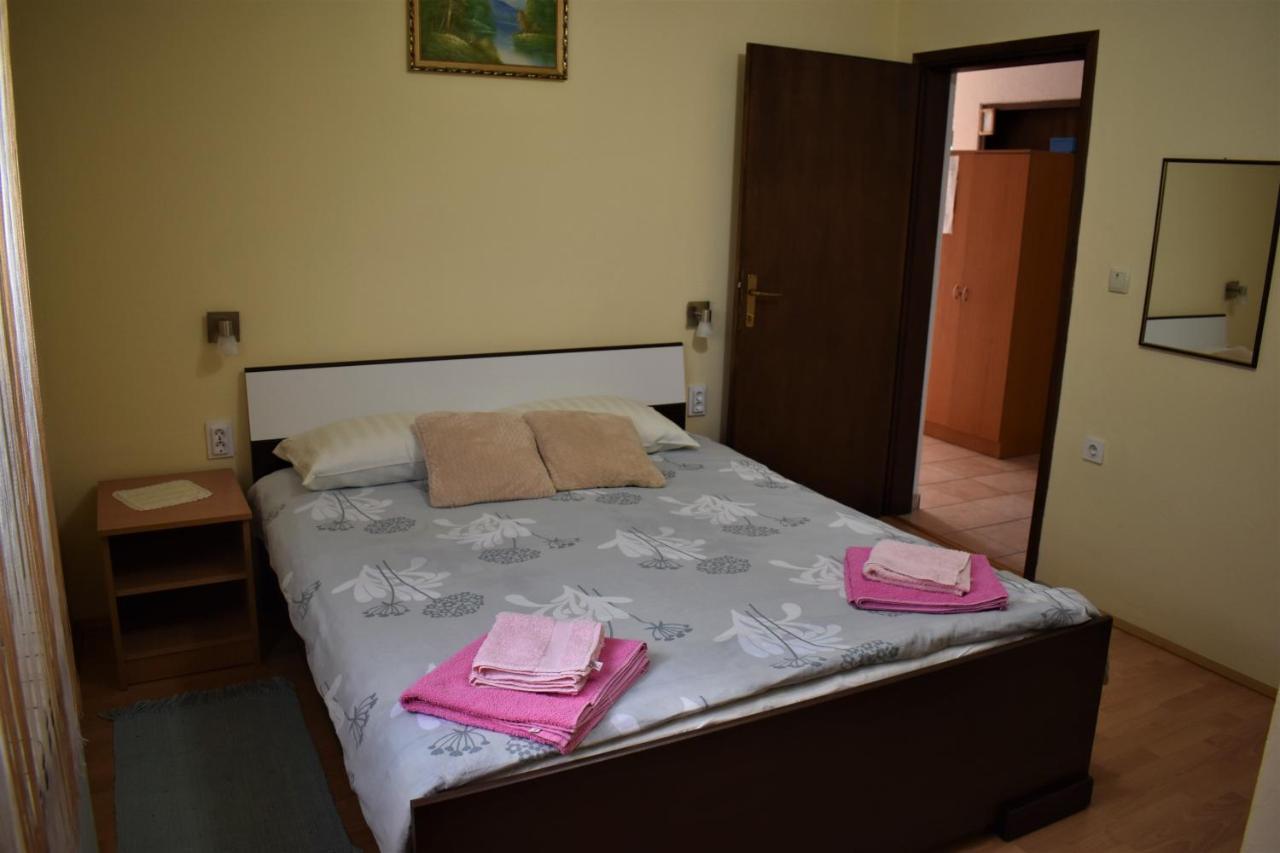Apartments Sabljak Раковица Екстериор снимка
