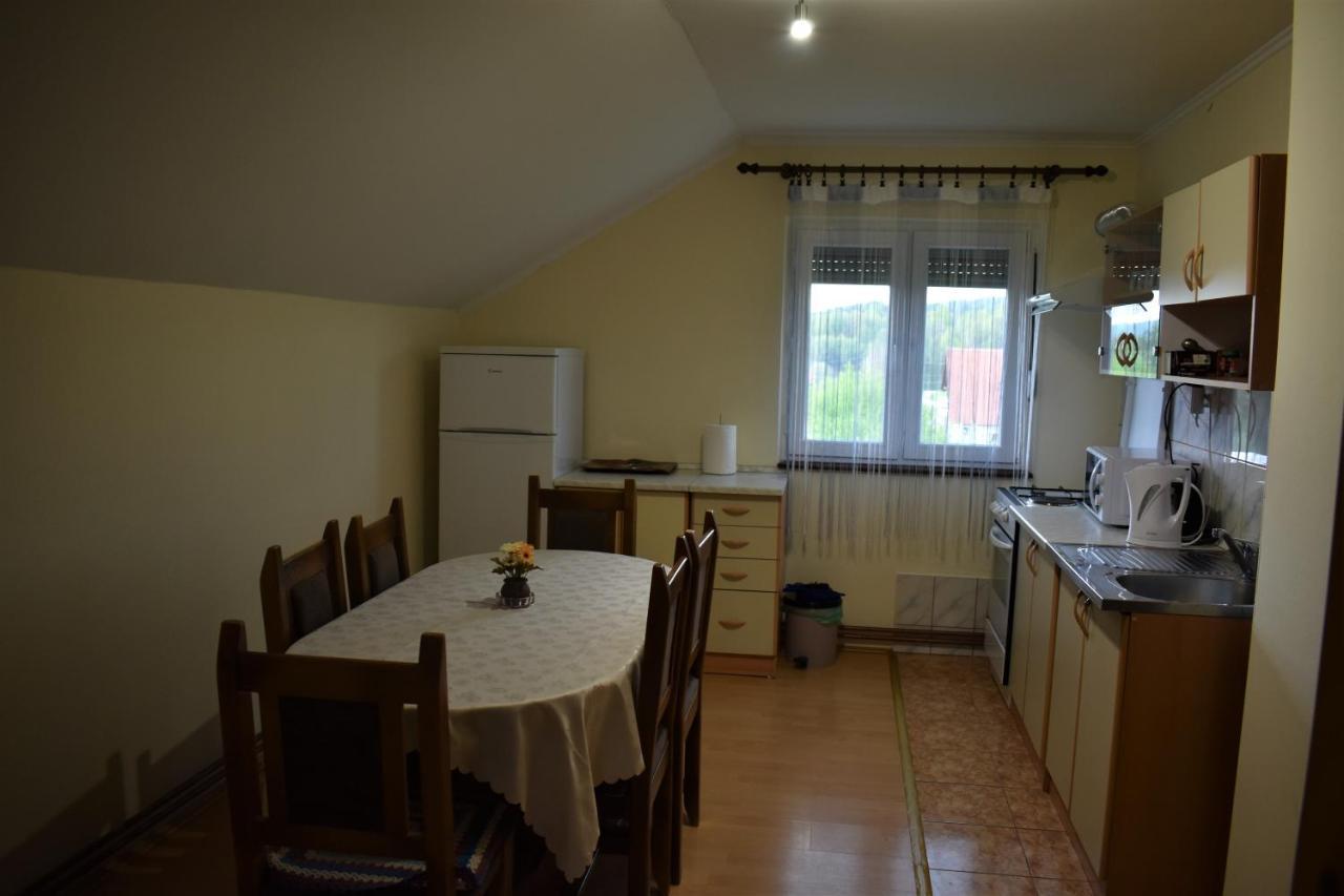 Apartments Sabljak Раковица Екстериор снимка