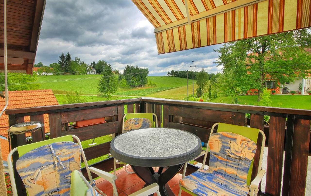 Apartments Sabljak Раковица Екстериор снимка