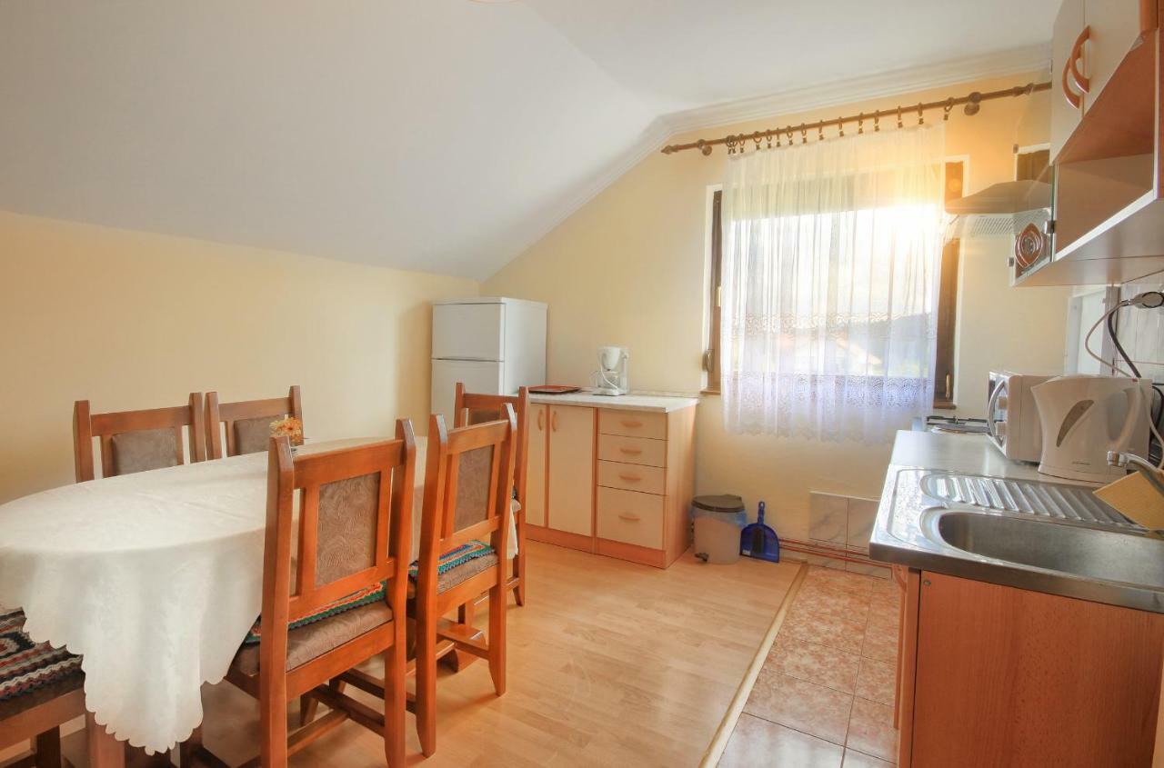Apartments Sabljak Раковица Екстериор снимка