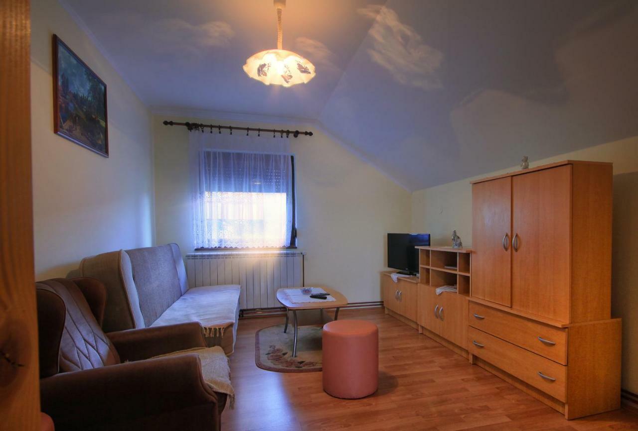Apartments Sabljak Раковица Екстериор снимка